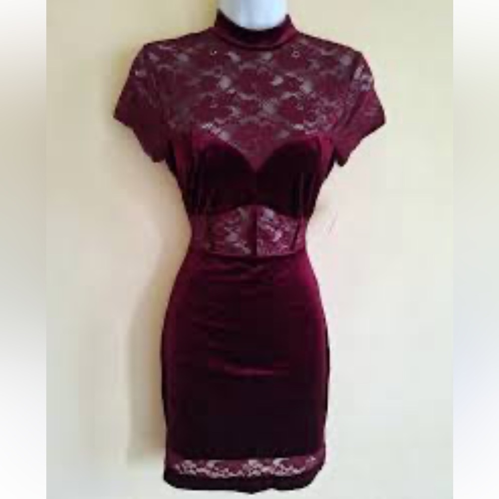 Party Dress !❤️-Burgundy Red- Lace-Velvet Corset Dresss-Sheer Panels-NWO…